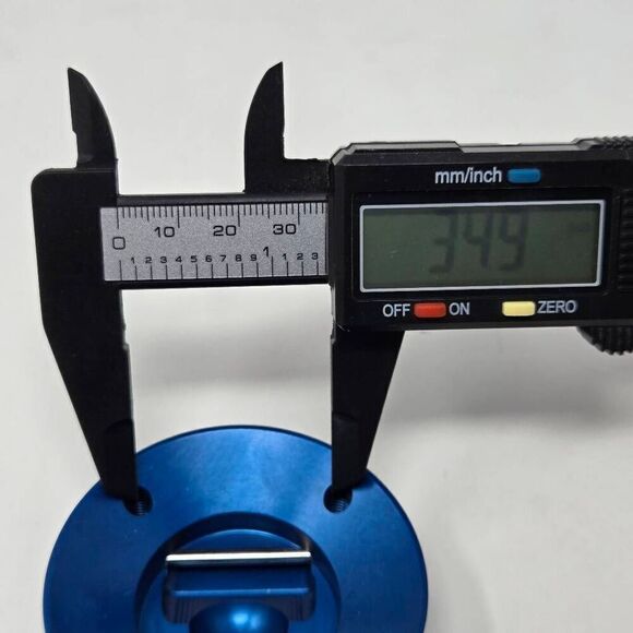 KISS ALUMINUM SUSPENSION 4 HOLE ENDO DISTAL BASE LEG PROSTHETIC PART USA 8018 - Picture 2 of 4